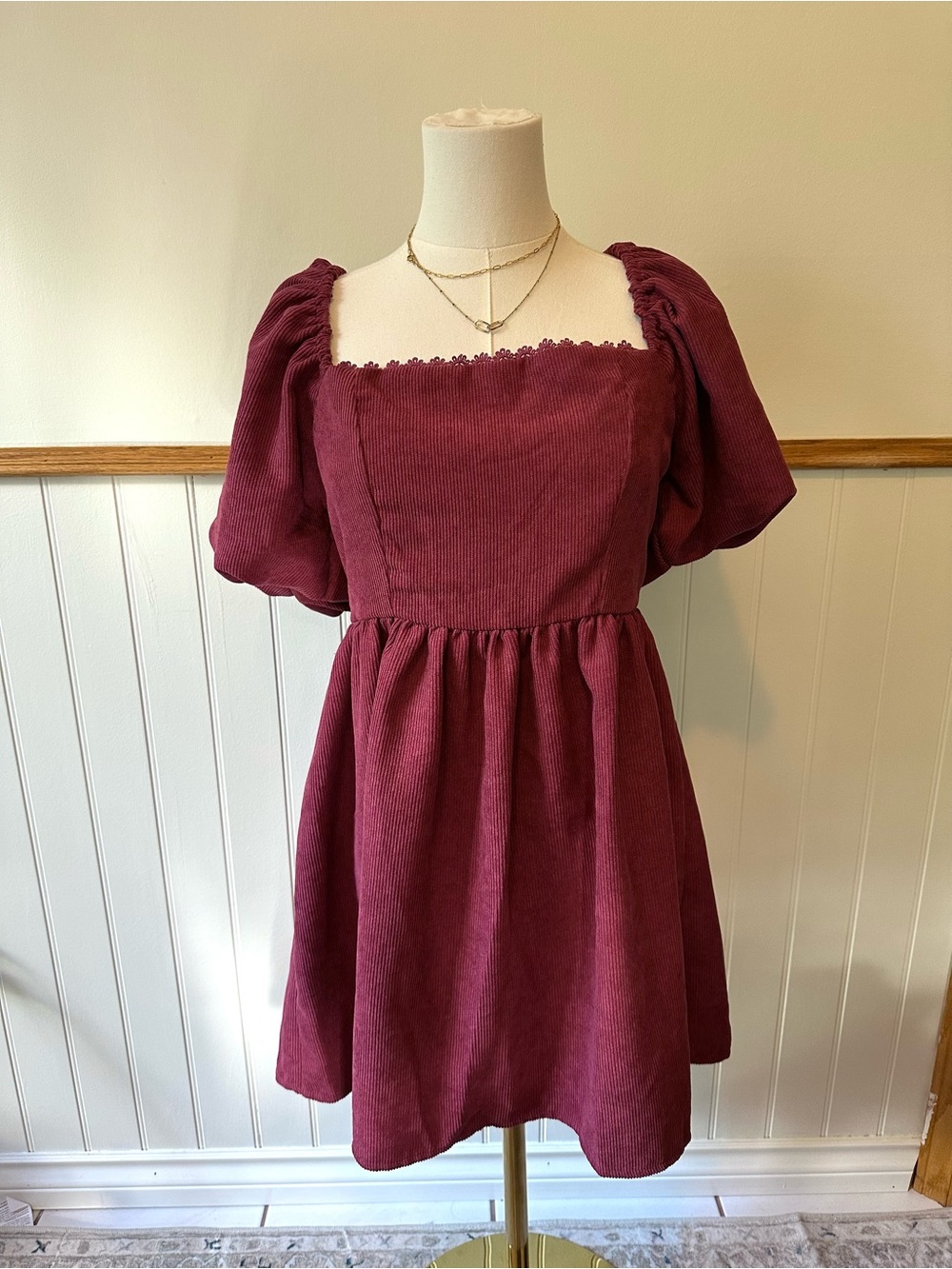 Square Neck Puff Sleeve Mini Dress in Wine - Picture 5 of 7